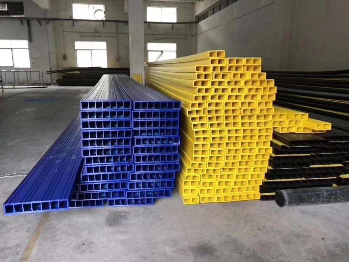 sàn nhựa trên nước